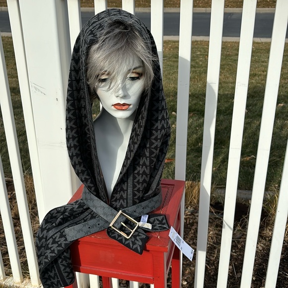 MICHAEL Michael Kors Accessories - Michael Kors Belt Size L Women’s & Michael Kors Scarf NWT